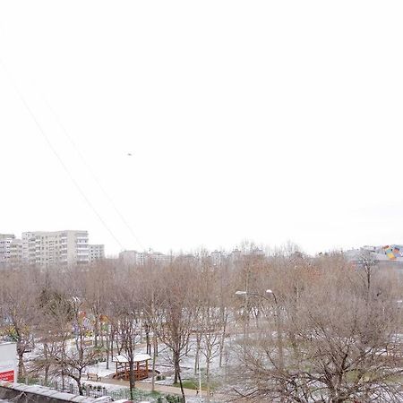 Elegant Vibes Apartment Next To Obor Market Бухарест Екстер'єр фото